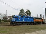 CEFX 3125 & HLCX 8142 lead a CSX train westbound